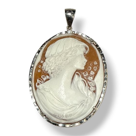 Pendant Mandile 1922 Woman Cammei  in Silver Conchiglia 2KK71672.1 - 2KK71672.1